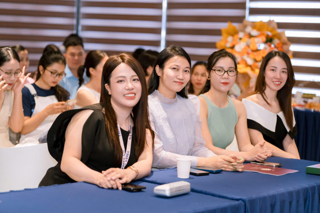 NA KOREA TRADING LAN TOẢ THÔNG ĐIỆP CHĂM SÓC SỨC KHOẺ CHỦ ĐỘNG QUA CHƯƠNG TRÌNH “VÌ MỘT VIỆT NAM KHOẺ MẠNH”